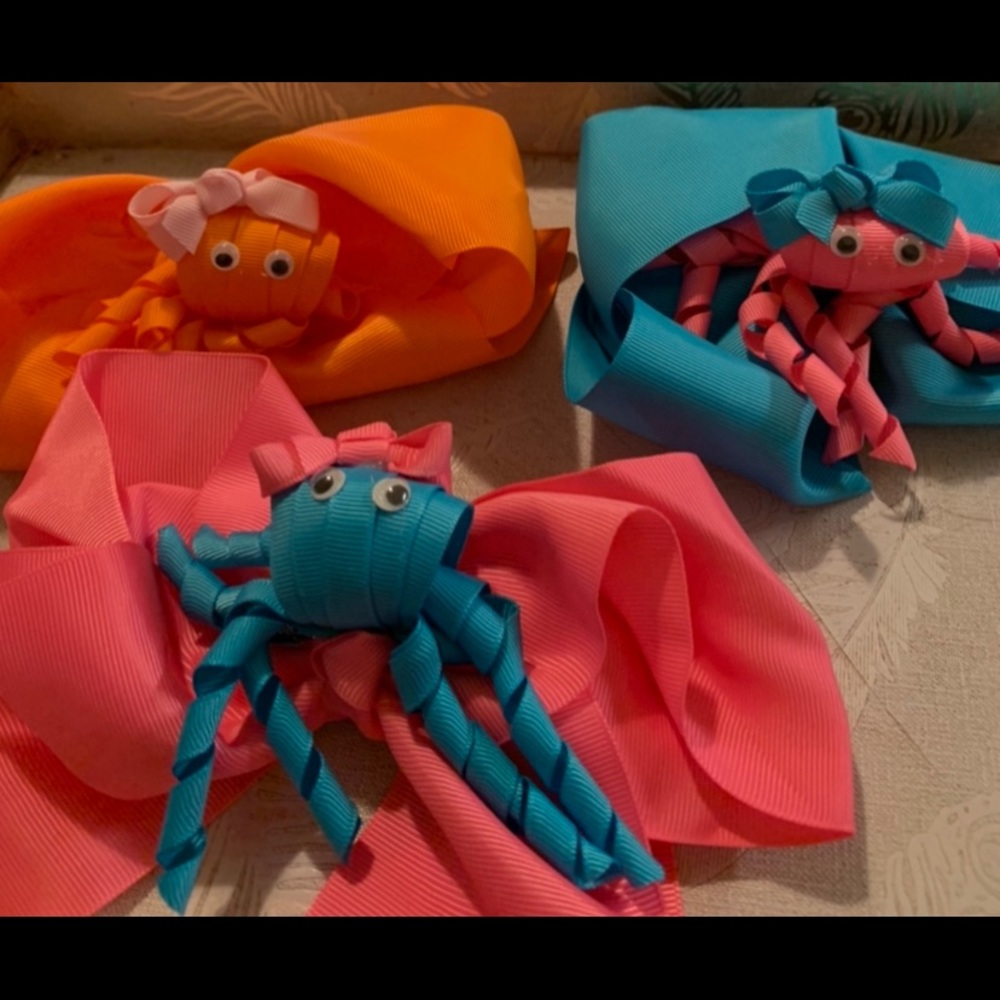 Girls Ictopus ribbon sculpture hairbows